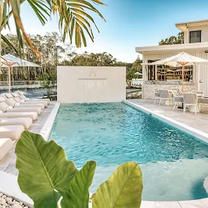 https://essence-boutique-hotel.hotelssunshinecoast.net